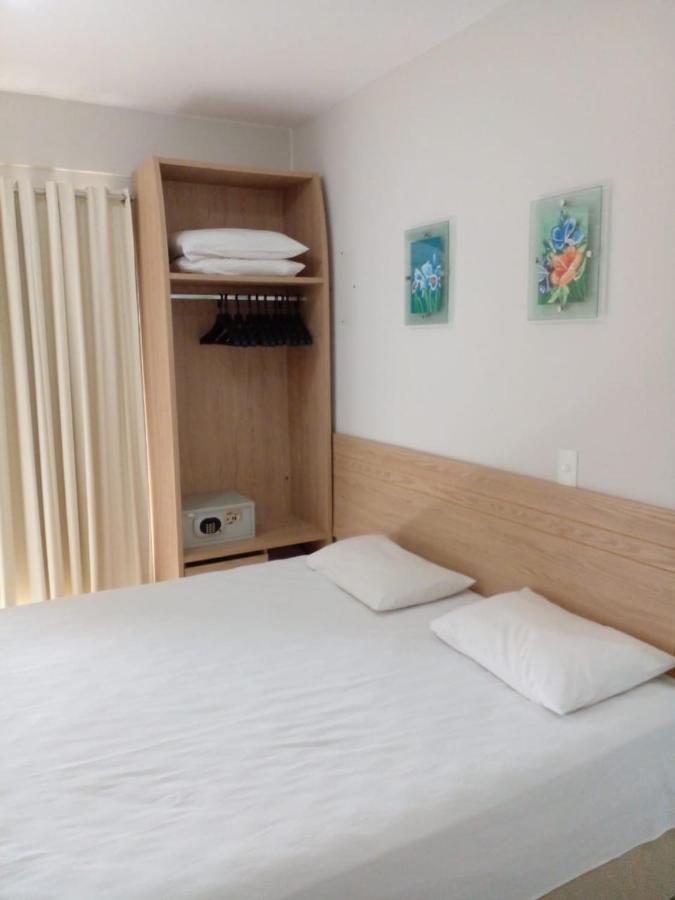 Golden Dolphin Express Aparthotel Caldas Novas Εξωτερικό φωτογραφία