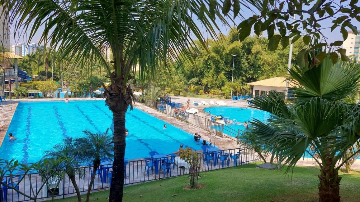 Golden Dolphin Express Aparthotel Caldas Novas Εξωτερικό φωτογραφία